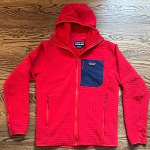 Patagonia R2 techface hoody